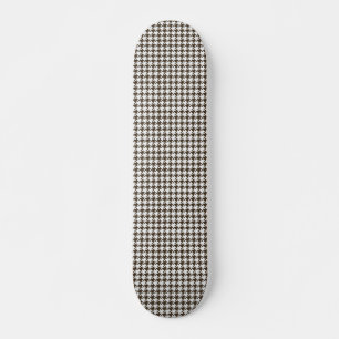 Skateboard Houndstooth de Brown Combination par Shirley Taylo