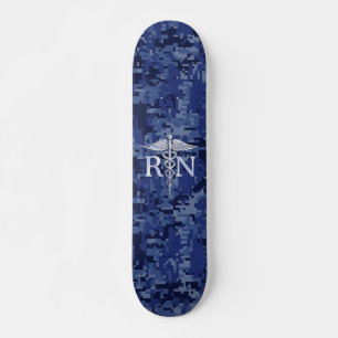 Skateboard Infirmière inscrite RN Silver Caduceus sur Camo de