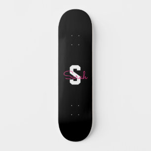 Skateboard Joli nom et monogramme Noir Blanc et Rose