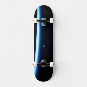 Skateboard La fine ligne de l'atmosphère terrestre et une lun