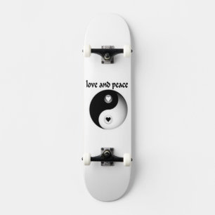 Skateboard L'amour et la paix