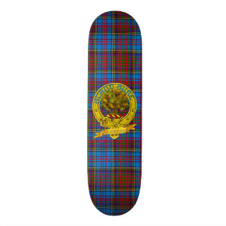 Skateboard Le clan d'Anderson font de la planche à roulettes
