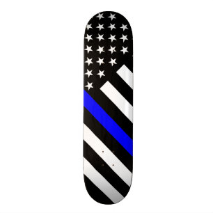 Skateboard Le drapeau noir et blanc mince de Blue Line USA
