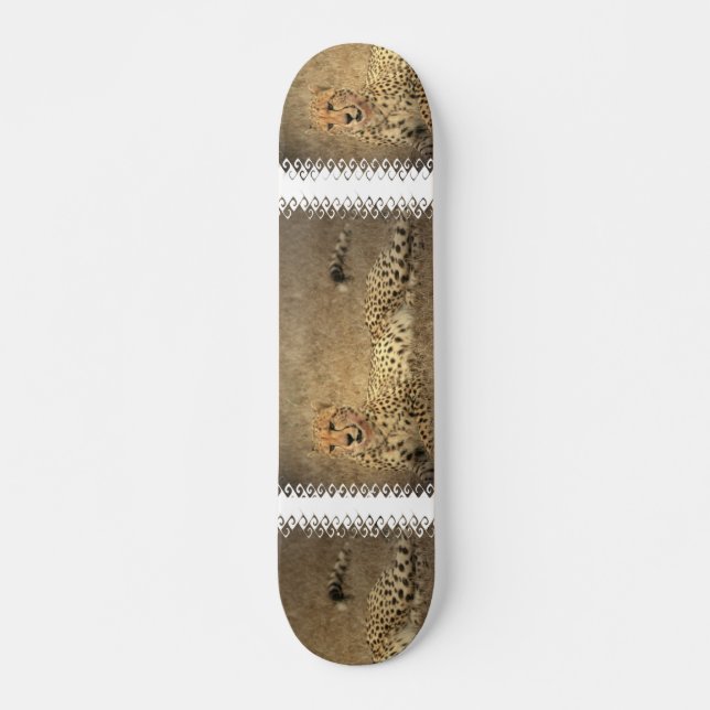 Skateboard Le guépard repère la planche à roulettes (Devant)