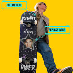 Skateboard Le Night Rider<br><div class="desc">Il s'agit d'un skateboard d'une sorte de skate car il est conçu par vous en utilisant notre modèle "Night Rider". Remplacez la flamme par votre propre visage et ajoutez votre nom et un autre texte.</div>