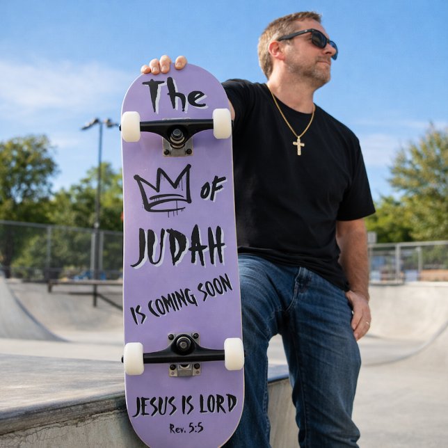 Skateboard Le Roi de Juda Jésus Doodle Violet Chrétien (Créateur téléchargé)