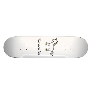 Skateboard Licorne blanche d'arc-en-ciel