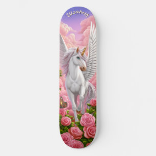 Skateboard Licorne dans un ciel rose avec des roses Art Fanta