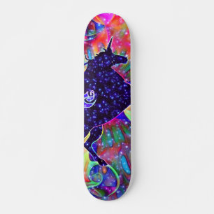 Skateboard LICORNE DE L'UNIVERS multicolore