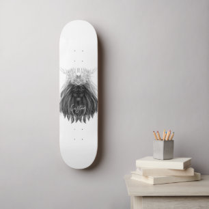 Skateboard Lion noir avec couronne Antlers et monogramme