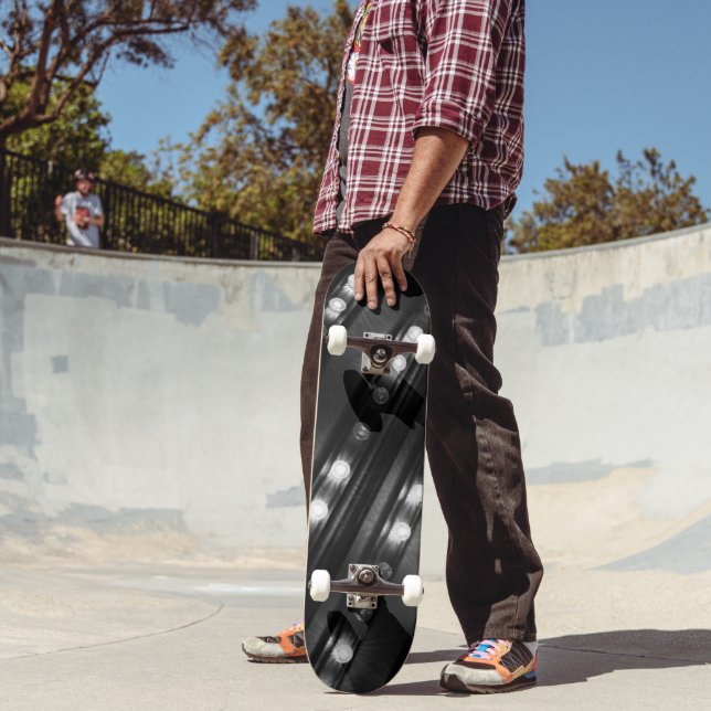 Skateboard Luminaires noir et blanc (Extérieur 2)