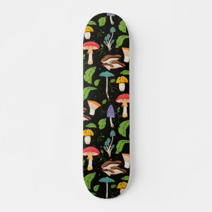 Skateboard Magie de la forêt profonde : Champignons colorés s