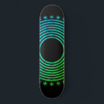 Skateboard Mandala Géométrique Abstrait Motif Vert Noir<br><div class="desc">Un magnifique mandala symétrique motif géométrique symétrique de cercles et de skateboard étoiles. Style audacieux et unique. Vert et noir.</div>