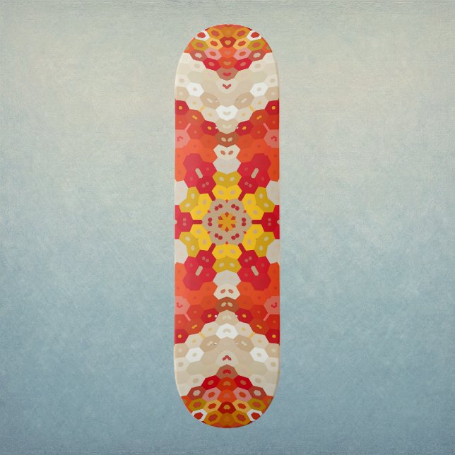 Skateboard Mandala Hexagonal Rouge et Jaune (Red and Yellow Hexagon Mandala Skateboard by Wormhole Orbital)