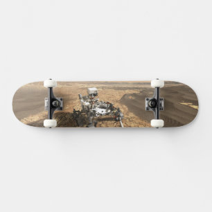 Skateboard Mars 2020 Rover Sur La Surface De Mars.