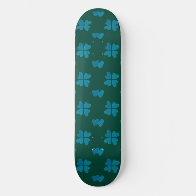 Skateboard Mazipoodles Dusty Coeurs Bleus Sur Vert Foncé (Recto)