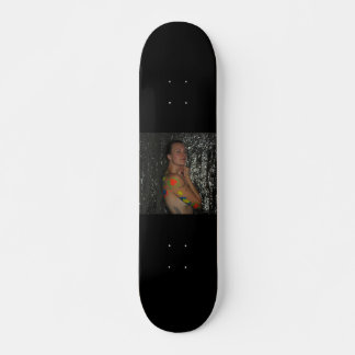 Skateboard Modèle Peint Corps