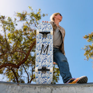 Skateboard Monogramme d'art fin en mosaïque de feuilles bleue