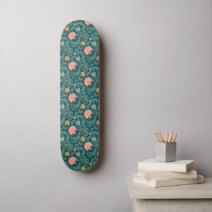 Skateboard Motif Art Nouveau