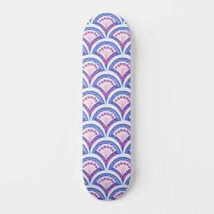 Skateboard motif damassé floral bleu