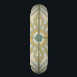 Skateboard Motif de carreaux décoratifs de l'ancien monde<br><div class="desc">Créé Chariklia Zarris,  cet imprimé ancien offre un motif décoratif en carreaux bleu et or sur un arrière - plan beige. Serait un grand cadeau pour les fans de fleurs et d'estampes pastel!</div>