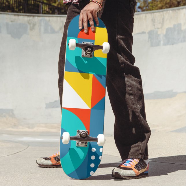 Skateboard Motif géométrique coloré Rainbow moderne (Créateur téléchargé)