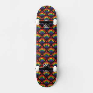Skateboard Motif Heart & Rainbows