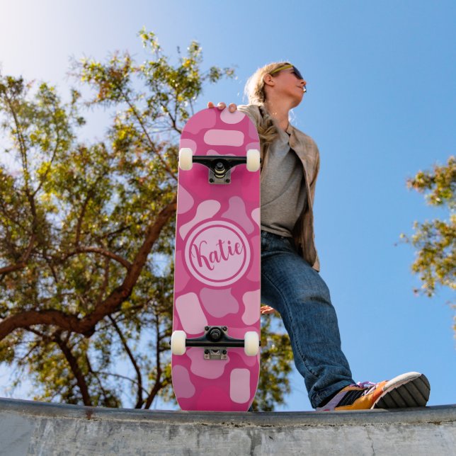 Skateboard Motif Pierre Rose- (Extérieur 1)