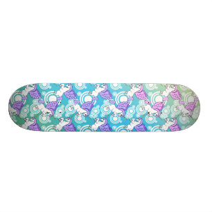 Skateboard Motif pourpre et rose de licorne