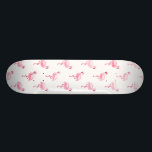 Skateboard Motif tropical rose frais de Flamant rose sur le<br><div class="desc">Le motif tropical rose de Flamant rose sur la copie rose blanche d'oiseau de Flamant rose de Background.The fait un grand cadeau pour une partie tropicale sauvage d'été.</div>