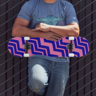 Skateboard Motif Zigzag Chevron Rose Bleu