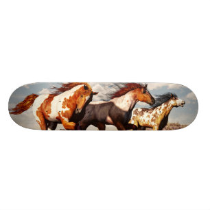 Skateboard Mustangs galopants