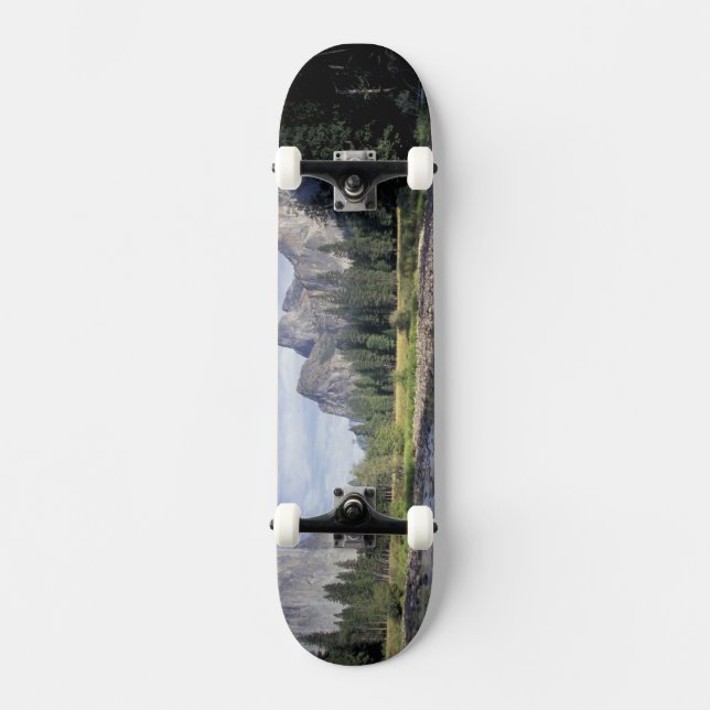 Skateboard NA, USA, Californie, Yosemite NP, Vallée (Recto)