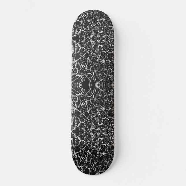 SKATEBOARD NOIR ET BLANC ONDULÉ (Recto)