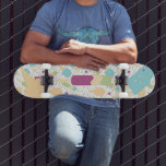 Skateboard Nom de motif de paillettes de glace colorées<br><div class="desc">Skateboard avec motif de glace</div>