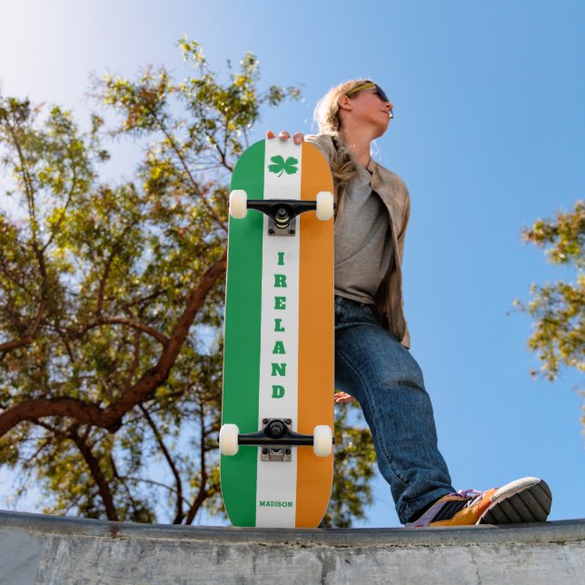 Skateboard Nom personnalisé Irlande (Extérieur 1)