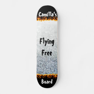 Skateboard Nom personnalisé unique Argent et Flammes