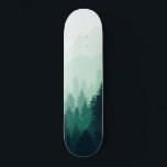 Skateboard Nuances de Nature Planche à Roulettes Forêt de Mon<br><div class="desc">Nuances de Nature planche à roulettes forêt de montagne brouillard</div>