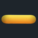 Skateboard Ombre jaune et orange<br><div class="desc">Plate-forme jaune et orange de panneau de patin d'Ombre</div>