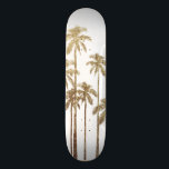 Skateboard Palmiers tropicaux or glamour sur blanc<br><div class="desc">Ce palmiers en or glamour et moderne imprimé sur blanc est parfait pour un individu branché et élégant. Son imprimé contemporain et tropical est parfait pour de nombreux cadeaux et occasions. Profitez de ce design exquis et exotique pour votre prochain achat! ***REMARQUE IMPORTANTE DE CONCEPTION : Pour les demandes personnalisées...</div>
