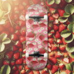 Skateboard Patch fraise rouge et rose<br><div class="desc">Champs lumineux frais de fraises et fleurs</div>