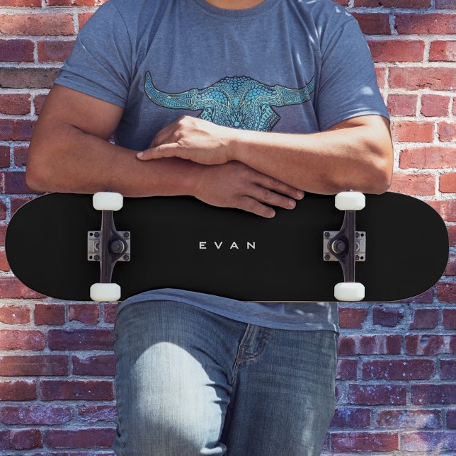 Skateboard Personnalisé Minimaliste Noir (Créateur téléchargé)
