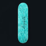 Skateboard Personnalisé Vert Menthe brillante<br><div class="desc">Patinage personnalisé avec votre prénom dans un script tendance contre un arrière - plan vert menthe brillant, </div>