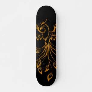 Skateboard Phoenix de cuivre se lève sur noir 