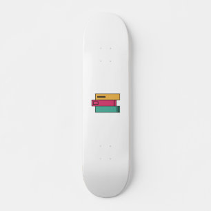 Skateboard pile de livres