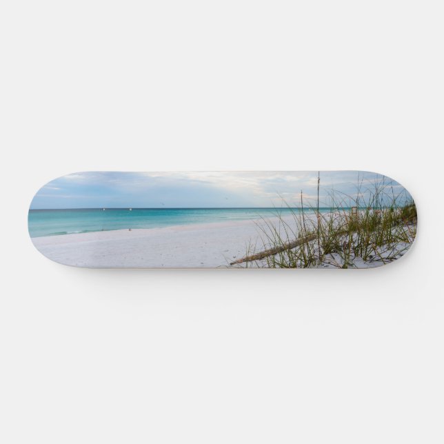 Skateboard Plage De Sable Blanc Plage De Chalet De Mer Skateb (Horz)
