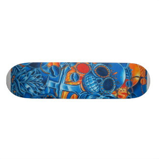 Skateboard Planche à roulettes bleue et orange de crânes
