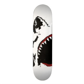 SKATEBOARD PLANCHE À ROULETTES D'ATTAQUE DE REQUIN - GRANDE