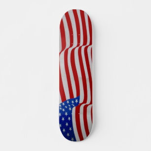 Skateboard planche à roulettes de ondulation de drapeau
