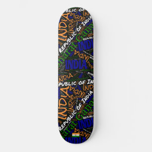 Skateboard Planche à roulettes en nuage de mots de la fierté